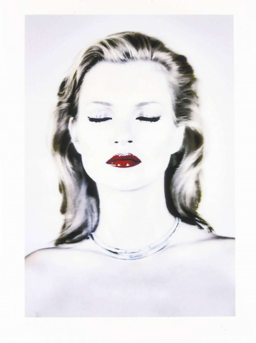 She's Light (Pure)(Kate Moss)
